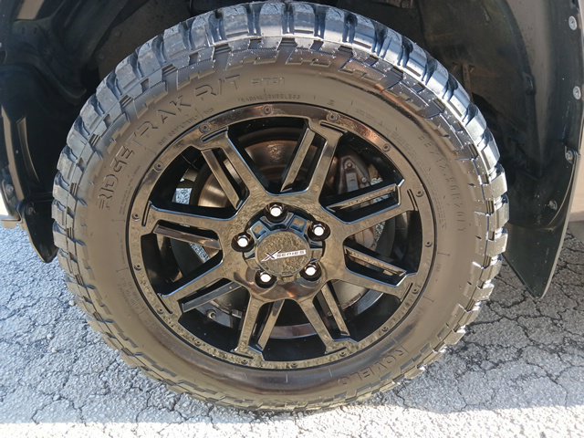 Used 2021 Toyota Tundra SR5 w/ SR5 Leather Package AWD/4WD image 49