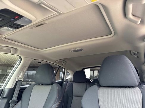 Used 2019 Subaru Crosstrek 2.0i Premium image 34