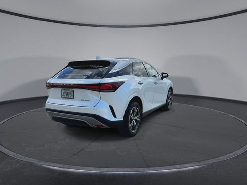 Certified 2025 Lexus RX 350 Premium w/ Accessory Package (Z1) FWD image 8