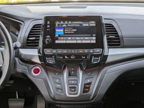 Used 2024 Honda Odyssey Sport image 17