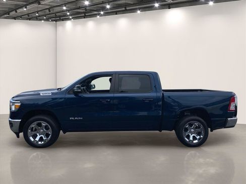 Used 2022 RAM 1500 Big Horn AWD/4WD image 4