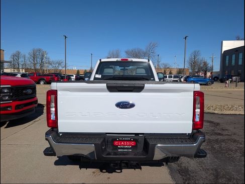 New 2026 Ford F350 XL w/ FX4 Off-Road Package AWD/4WD image 4