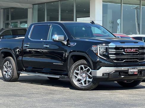 New 2026 GMC Sierra 1500 SLT w/ SLT Premium Plus Package image 2