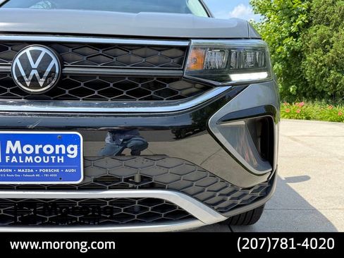 Used 2023 Volkswagen Taos SE w/ Panoramic Sunroof Package AWD/4WD image 4