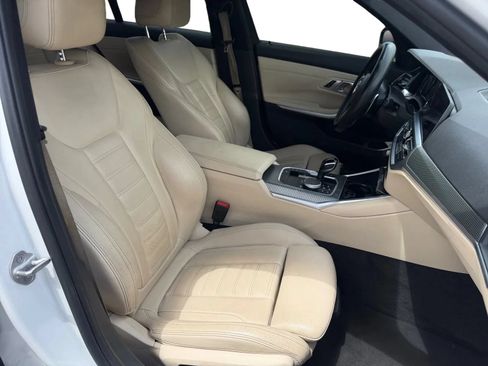Used 2021 BMW 330i Sedan w/ M Sport Package RWD image 15