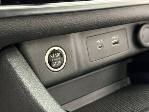 Used 2023 Nissan Rogue SV w/ SV Premium B Package image 20