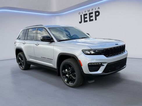 New 2025 Jeep Grand Cherokee Limited w/ Luxury Tech Group II image 8