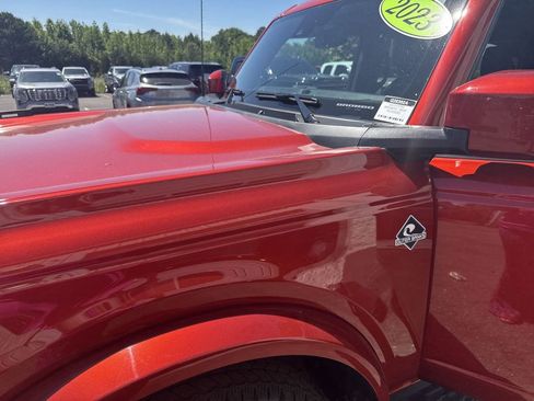 Used 2023 Ford Bronco Outer Banks AWD/4WD image 37