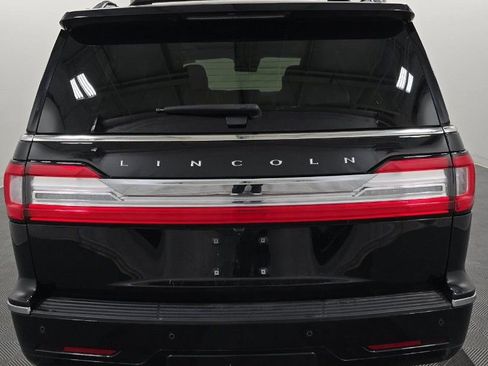 Used 2020 Lincoln Navigator L Reserve image 4