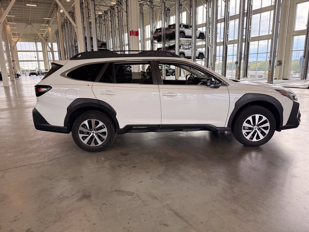Certified 2024 Subaru Outback Premium AWD/4WD image 2