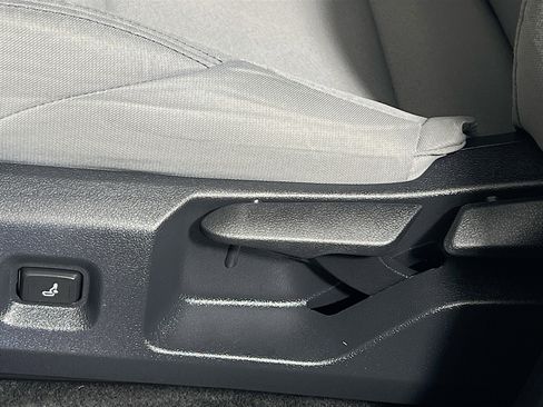 Used 2024 Toyota Tacoma SR5 image 15