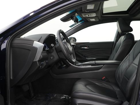 Used 2022 Toyota Avalon Limited FWD image 23