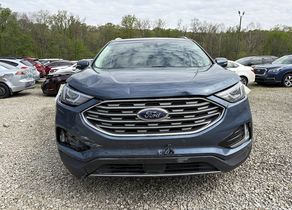 Used 2019 Ford Edge SEL w/ Equipment Group 201A AWD/4WD image 2