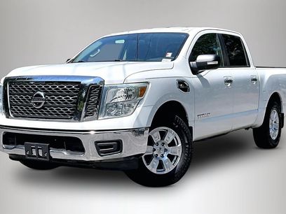 Used 2017 Nissan Titan SV