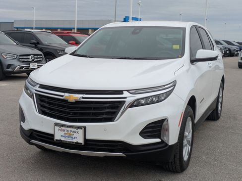Certified 2024 Chevrolet Equinox LT image 7