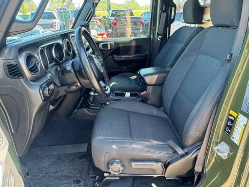 Used 2021 Jeep Wrangler Unlimited Sport AWD/4WD image 26