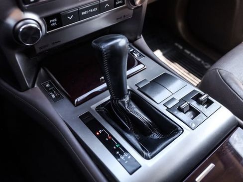 Used 2014 Lexus GX 460 w/ Premium Package AWD/4WD image 19