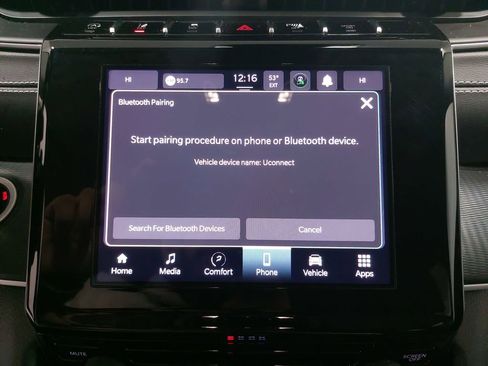 Used 2023 Jeep Grand Cherokee Laredo image 22