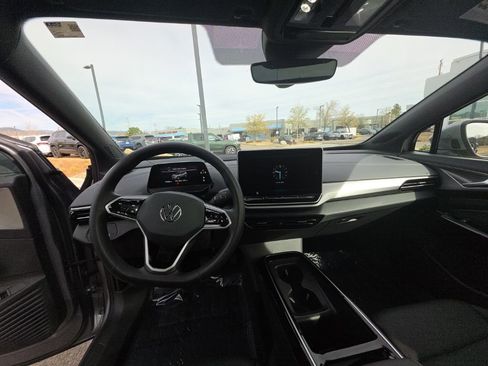 Used 2024 Volkswagen ID.4 Pro S image 14