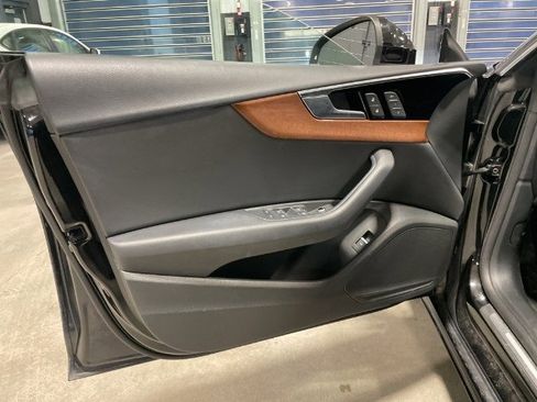 Used 2022 Audi A5 2.0T Premium image 7