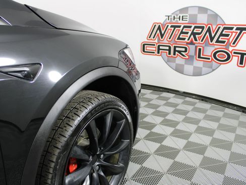 Used 2019 Tesla Model X Performance image 35