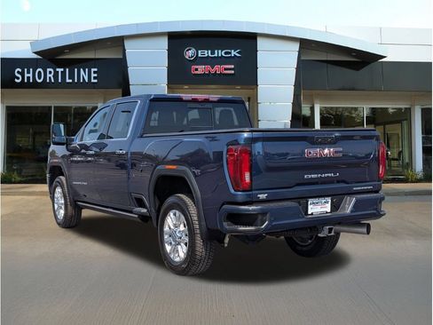 Used 2023 GMC Sierra 2500 Denali w/ Denali Ultimate Package AWD/4WD image 5