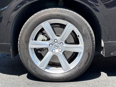 Used 2021 Volvo XC90 T5 Momentum AWD/4WD image 38