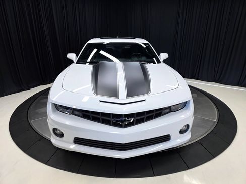 Used 2013 Chevrolet Camaro SS w/ RS Package RWD image 7