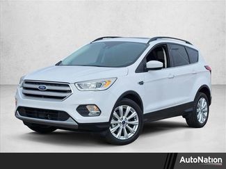 Used 2019 Ford Escape SEL video 1