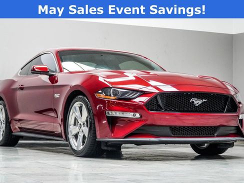 Used 2018 Ford Mustang GT Premium w/ Carbon Sport Interior Package RWD image 4