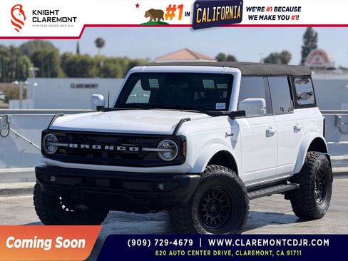 Used 2024 Ford Bronco Outer Banks AWD/4WD image 1