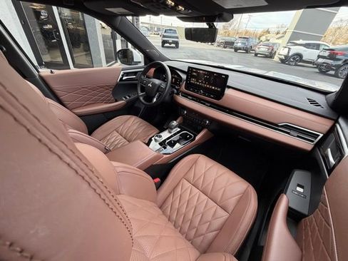 Used 2025 Mitsubishi Outlander SEL image 29