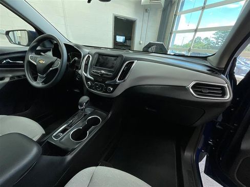 Used 2022 Chevrolet Equinox LT FWD image 30