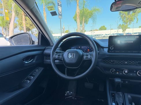 Used 2025 Honda Accord LX image 22