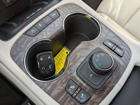 Certified 2023 GMC Acadia Denali w/ Denali Technology Package image 12