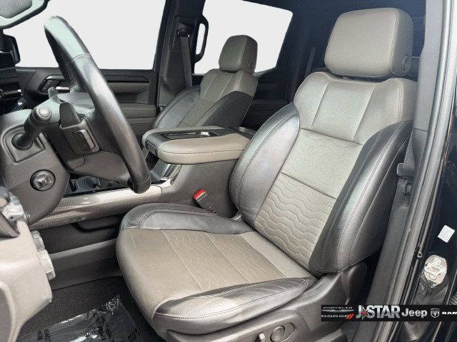 Used 2022 Chevrolet Silverado 1500 ZR2 w/ Technology Package AWD/4WD image 10