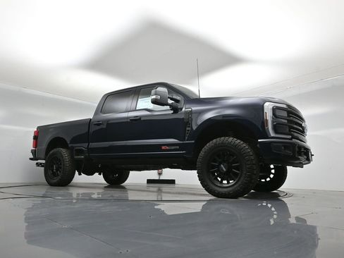 New 2025 Ford F250 Platinum image 3