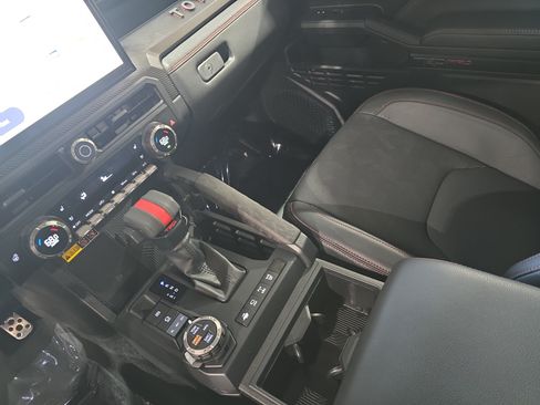 Used 2025 Toyota Tacoma TRD Pro AWD/4WD image 23