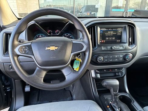 Used 2019 Chevrolet Colorado W/T w/ WT Convenience Package image 14