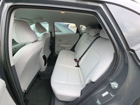 Used 2025 Hyundai Kona SEL image 3