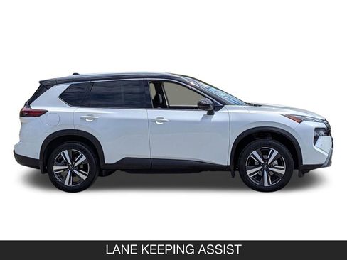 Used 2024 Nissan Rogue SL w/ SL Premium Package FWD image 6