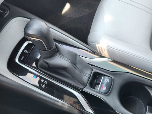 Used 2019 Toyota Corolla XSE FWD image 20
