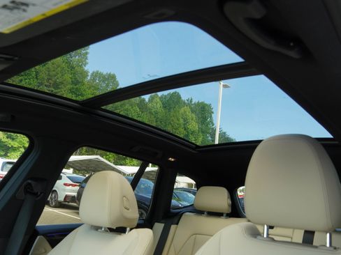 Used 2024 BMW X3 xDrive30i w/ Premium Package AWD/4WD image 14