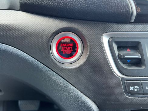 Used 2022 Honda Pilot TrailSport image 23