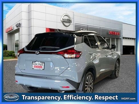 Certified 2023 Nissan Kicks SV FWD image 6