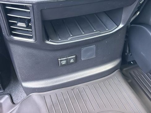 New 2026 Toyota Tundra Limited AWD/4WD image 10