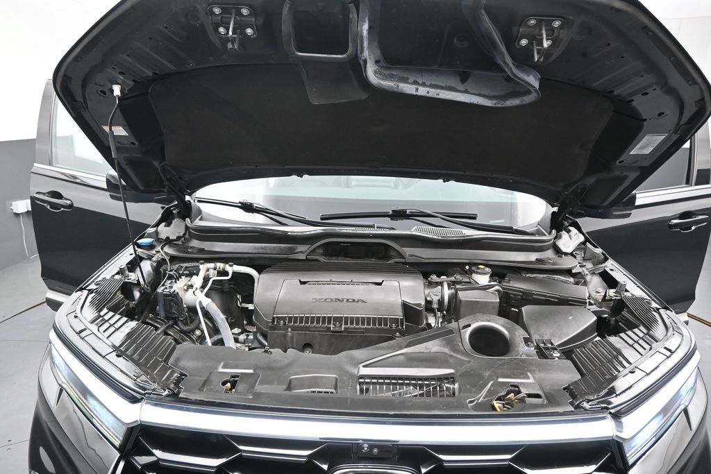 Used 2023 Honda Pilot Elite image 40