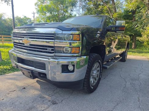 Used 2017 Chevrolet Silverado 3500 LTZ w/ Duramax Plus Package AWD/4WD image 14