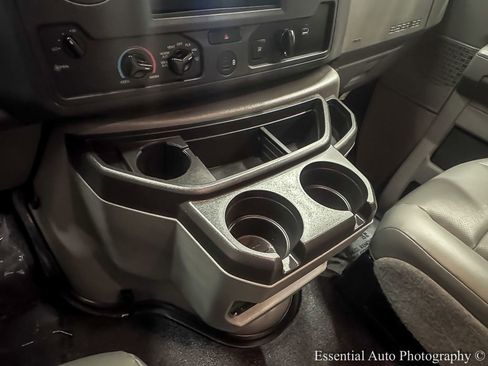 Used 2024 Ford E-350 and Econoline 350 Super Duty w/ Power Windows & Locks Group image 15