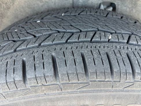 Used 2024 GMC Acadia Elevation w/ LPO, Floor Liner Package FWD image 12
